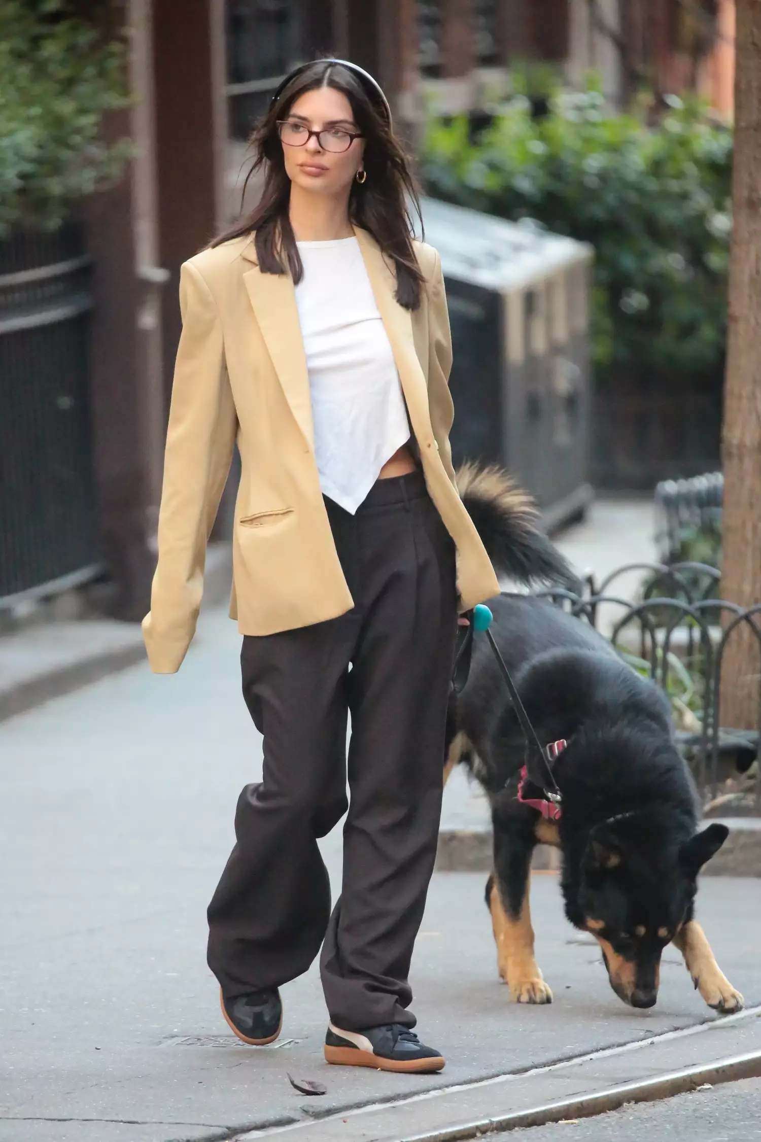 Emily Ratajkowski Educated Us in High-Low Dressing With My Go-To Shoe